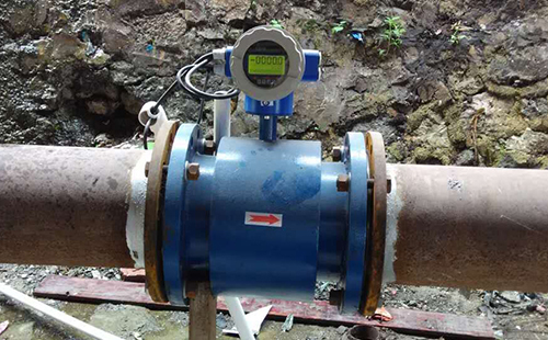 供水流量計(jì)現(xiàn)場(chǎng)安裝使用圖